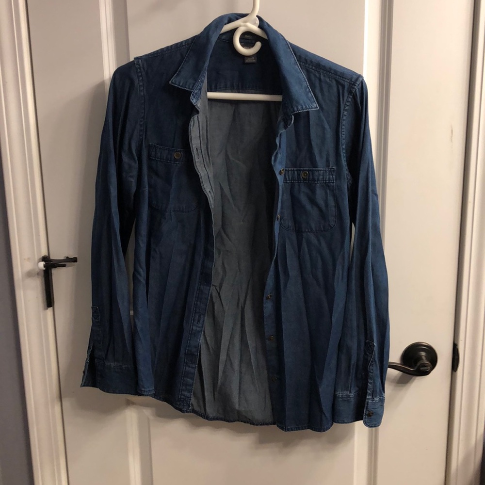 Button down